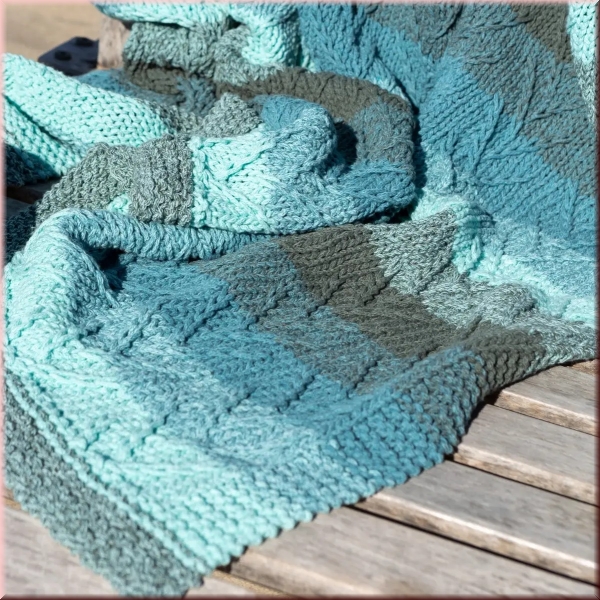 Strickanleitung Decke Colares